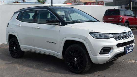 JEEP COMPASS 2.0 TD350 TURBO DIESEL LIMITED AT9 JEEP COMPASS 2.0 TD350 TURBO DIESEL LIMITED AT9